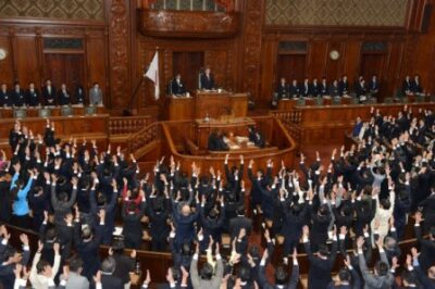 2012年11月16日（金）　衆議院が解散されました