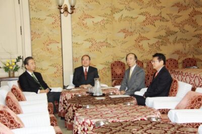 2012年11月29日（木）　三党実務者協議に出席