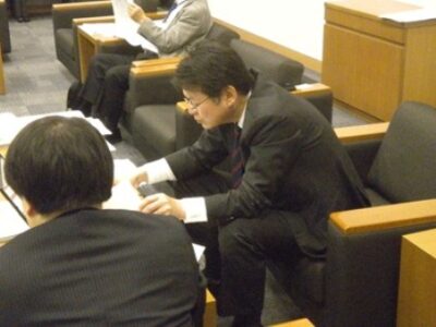 2013年1月9日(水)　自殺・うつ病による経済損失額に関するレクを受けています