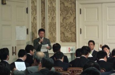 2008年11月21日（金）　代議士会にて民主党「次の内閣」の活動報告をしました