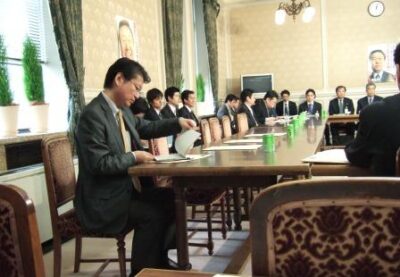 2009年2月24日（火）　渡り天下りに関する民主党会議に出席