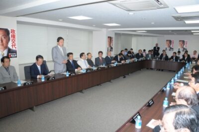 2009年7月13日（月）　常任幹事会で内閣不信任案提出を決定