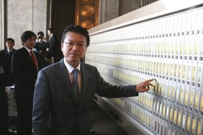 2009年9月16日（水）　当選後、初登院しました