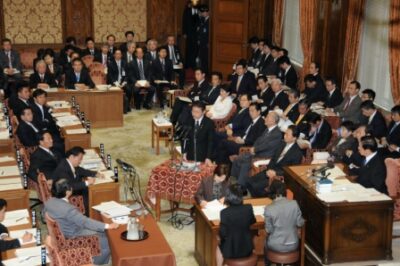 2009年11月2日（月）　予算委員会で初答弁