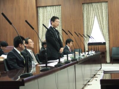 2009年11月19日（木）　医療・介護分野の経済効果について答弁