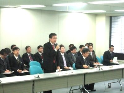 2009年12月16日(水)　厚生労働省の独立行政法人評価委員会に出席