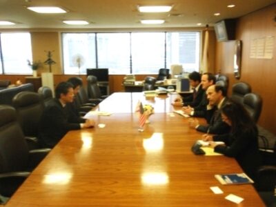 2009年12月18日（金）ジョン・Ｖ・ルース駐日米国大使の訪問を受けました