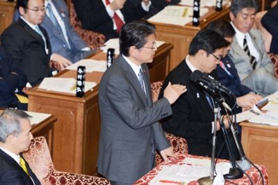2013年2月7日(木)　予算委員会で質疑に立ちました