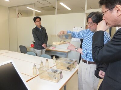 2013年5月2日（木）　国立遺伝学研究所を視察