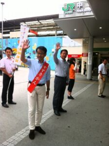 ≪東京都選挙区≫ すずきかん候補と朝の街頭演説