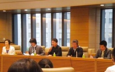 2013年8月21日（水）　中国の皆さんに高齢化対策を説明