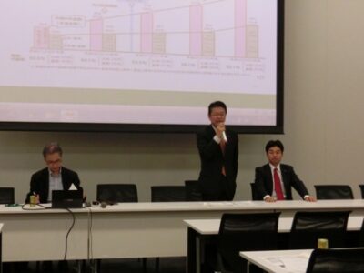 2013年10月16日（水）　社会保障総合調査会に出席