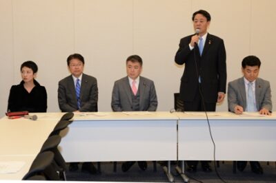 2014年3月25日（火）　少子化・人口減少問題検討チームの顧問になりました