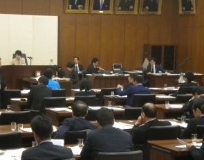 2014年10月29日(水) 　厚生労働委員会で派遣法の審議がはじまります