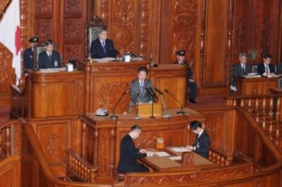 衆議院本会議で雇用保険法改正法案の趣旨説明