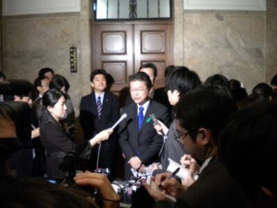 厚生労働省の組織目標を発表