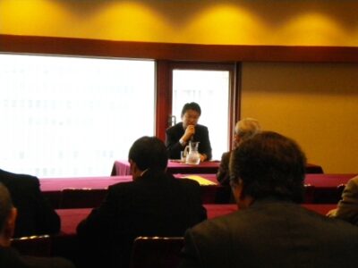 放送人政治懇話会で講演