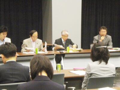 厚生労働大臣経験者で社会保障政策の意見交換