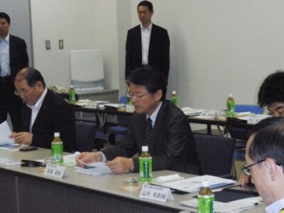 製造業の請負現場を視察