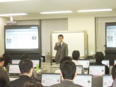 厚生労働行政モニター会議に出席