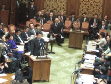 参議院予算委員会が開会