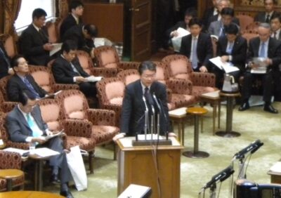 職業訓練について答弁しました