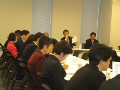 新しい年金制度の協議