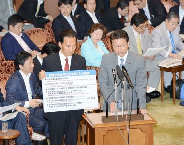 政権交代後における社会保障分野の成果を説明