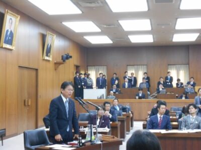 基礎年金は老後の衣食住を満たせるか