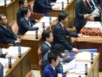 予算委員会の野党筆頭理事として
