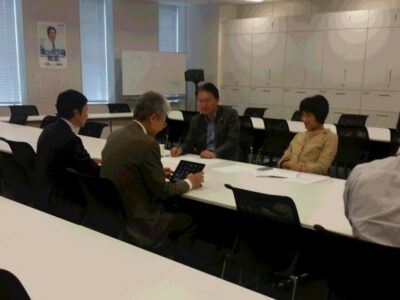 政調三役会議で政策の協議
