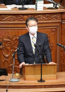 衆議院本会議で党を代表して質問