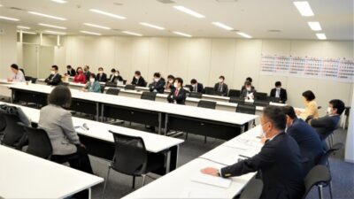 ①子どものいる困窮世帯支援、②医療・福祉従事者支援、について議員立法を検討