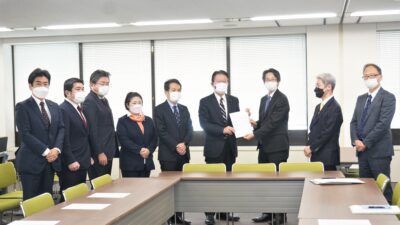 コロナ対策本部　対策強化を厚労省に要請
