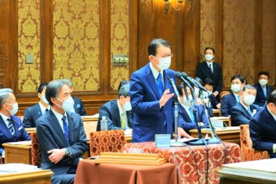 予算委員会で質疑に立ちました