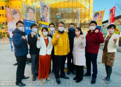 中野駅北口で街頭演説