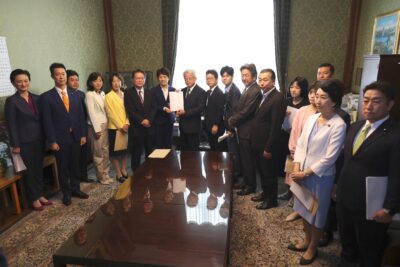 旧統一教会財産保全法案を衆院に提出