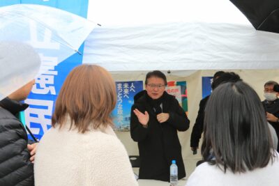 「民主主義ユースフェスティバル2024」で若者とディスカッション