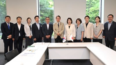 韓国国会議員団と医療・介護課題について意見交換