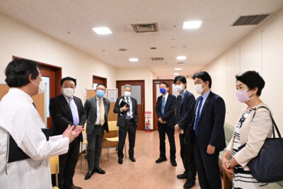 医療危機の現場を視察しました