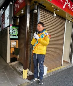 選挙戦４日目の朝です　朝の街頭演説をしています