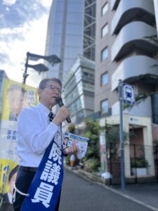 8/28(金) 今朝は中野坂上駅にて朝の街頭演説を行いました。